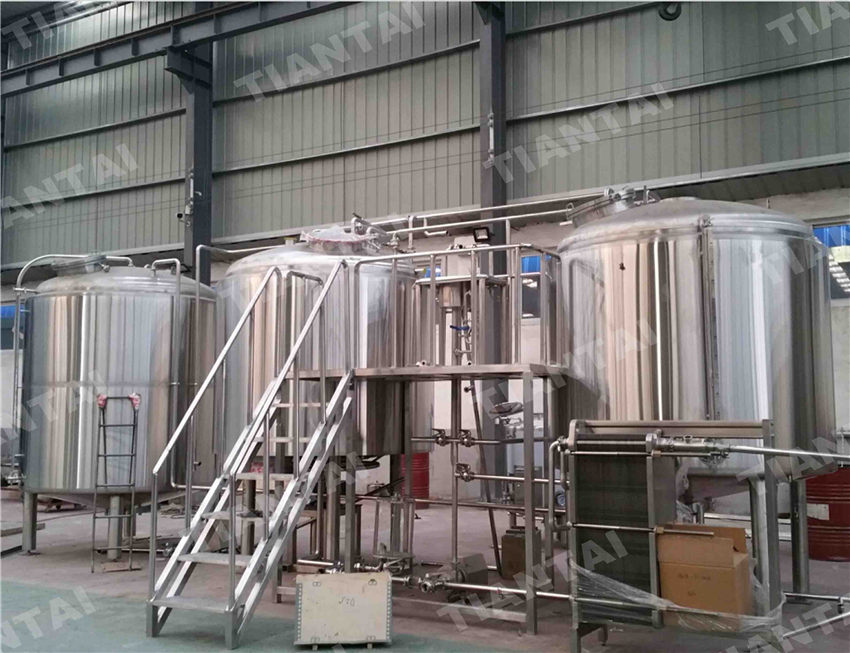 <b>30 HL used brewing equipment</b>